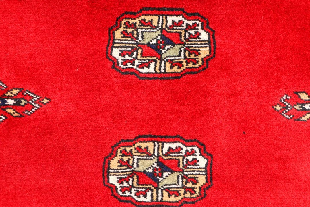 Red Pakistani Bokhara Rug 3' x 5' 2" Hand-Knotted | No. QA17633