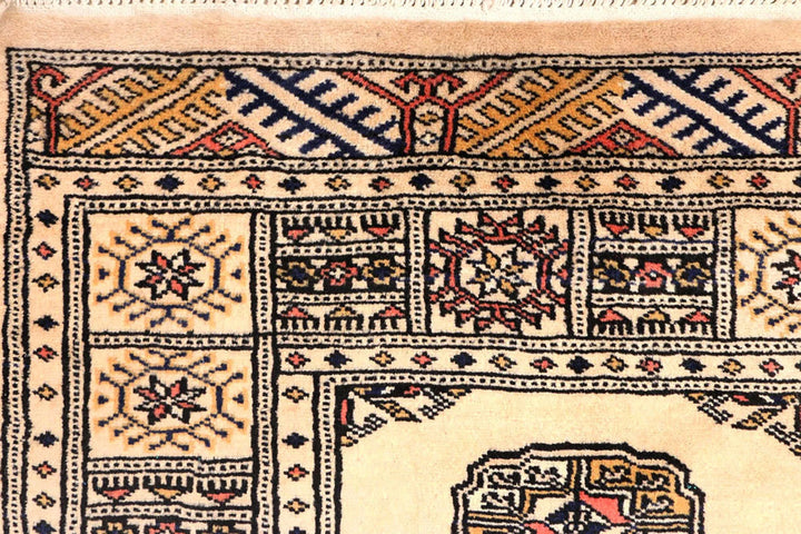 Antique White Pakistani Bokhara Rug 2' 6" x 9' 5" Hand-Knotted | No. QA19194