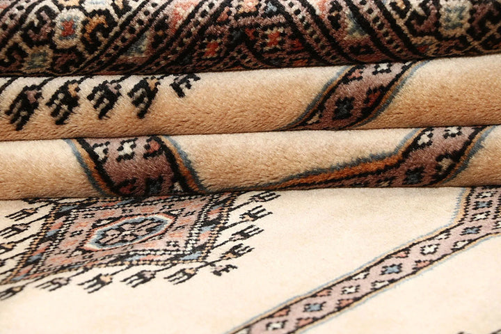 Brown Pakistani Jaldar Rug 4' 7" x 7' 1" Hand-Knotted | No. QA22732