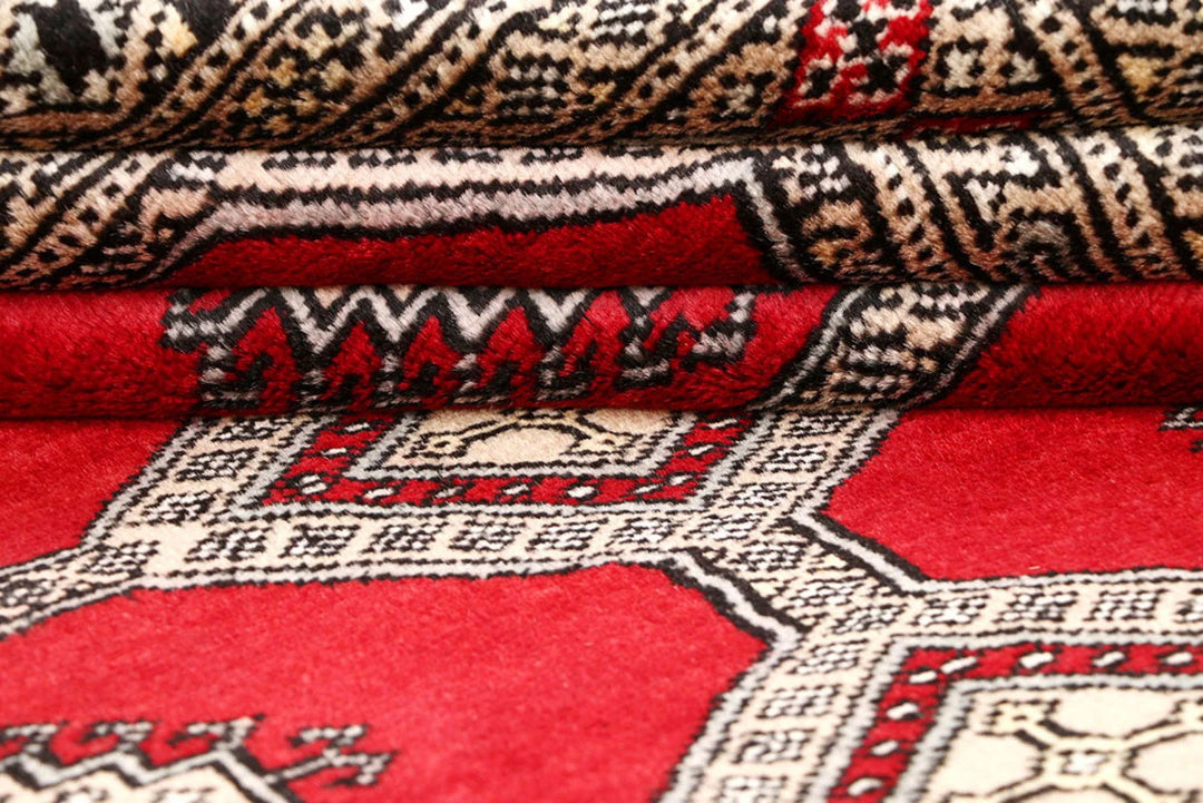 Red Pakistani Jaldar Rug 5' 1" x 8' 9" Hand-Knotted | No. QA24249
