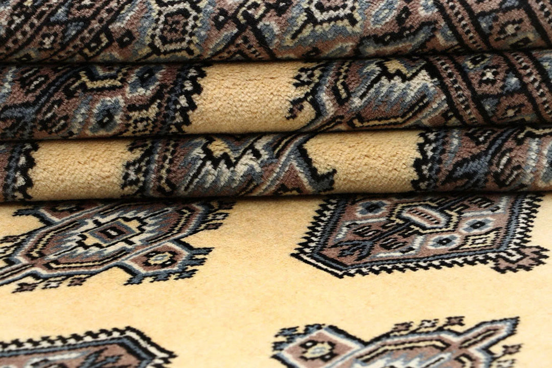 Yellow Pakistani Jaldar Rug 5' x 8'2" Hand-Knotted | No. QA26830