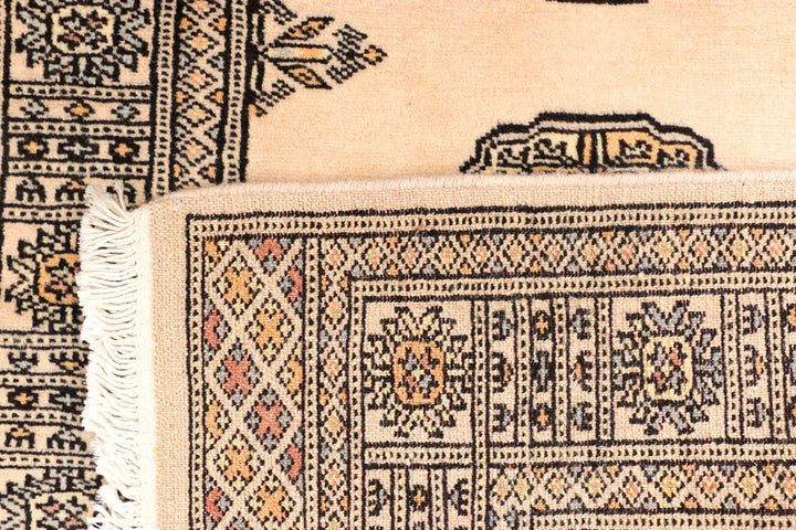 Navajo White Pakistani Bokhara Rug 2' 7" x 8' 6" Hand-Knotted | No. QA26953