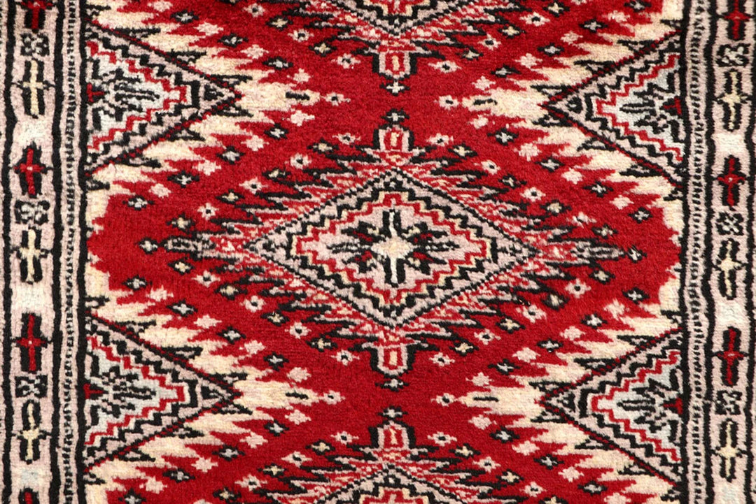 Red Pakistani Jaldar Rug 2' 7" x 15' 11" Hand-Knotted | No. QA27430