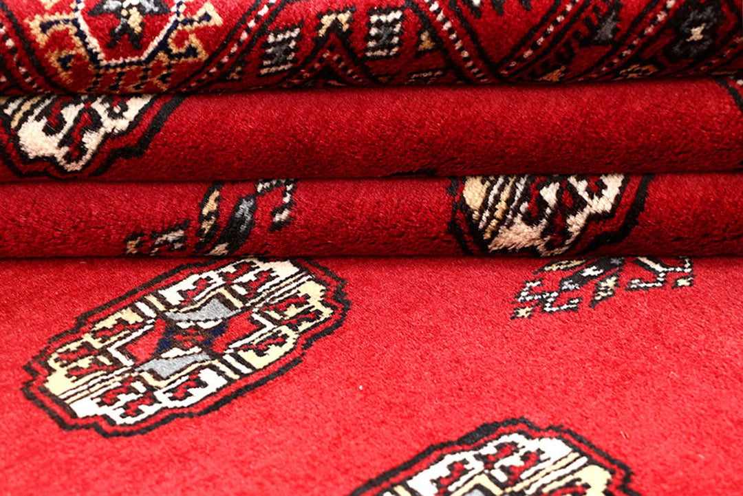 Red Pakistani Bokhara Rug 4' x 5'10" Hand-Knotted | No. QA28590