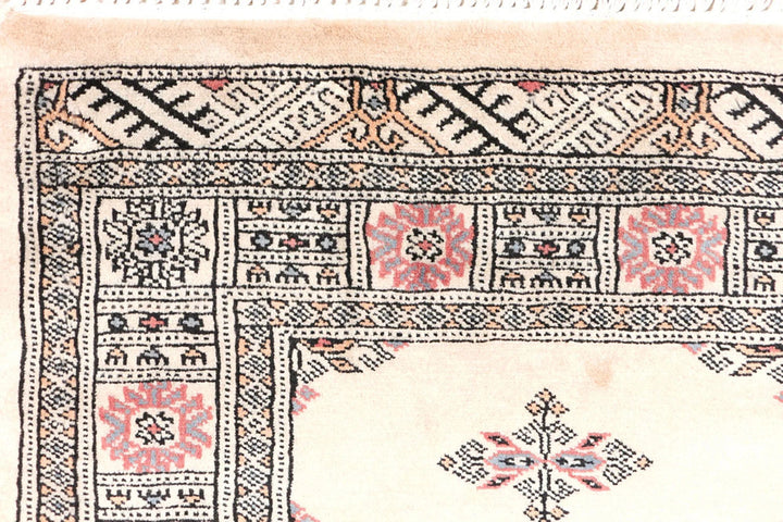 Bisque Pakistani Butterfly Runner 2' 6" x 6' 8" Hand-Knotted | No. QA31372