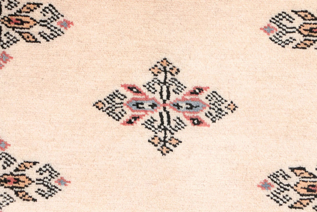 Bisque Pakistani Butterfly Runner 2' 6" x 6' 8" Hand-Knotted | No. QA31372