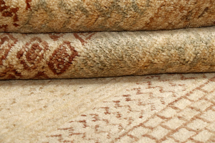 Brown Pakistani Gabbeh Rug 2' 7" x 4' 9" Hand-Knotted | No. QA32311