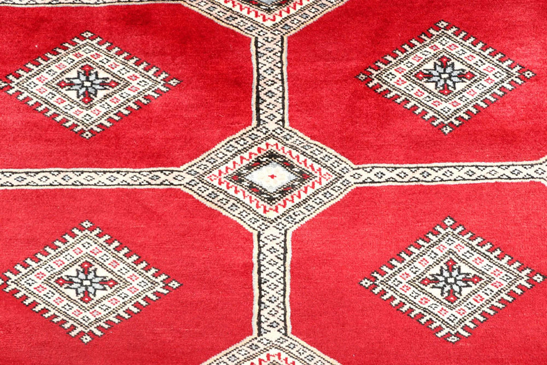 Red Pakistani Jaldar Rug 4' 8" x 6' 8" Hand-Knotted | No. QA32369