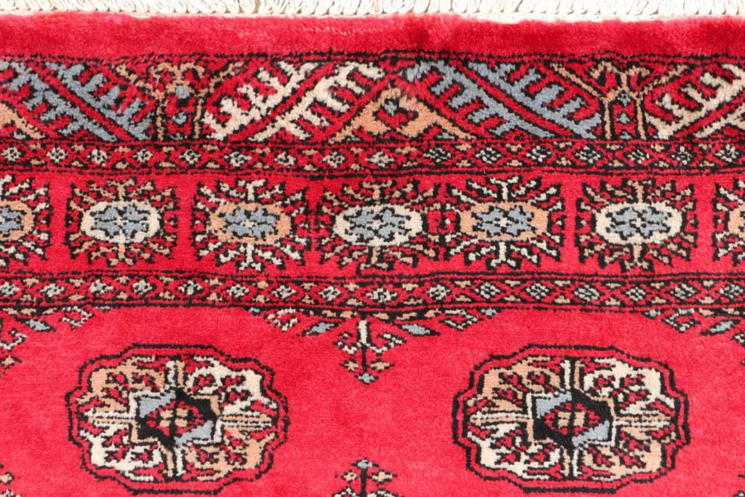 Crimson Pakistani Bokhara Rug 3' 1" x 5' 1" Hand-Knotted | No. QA33751