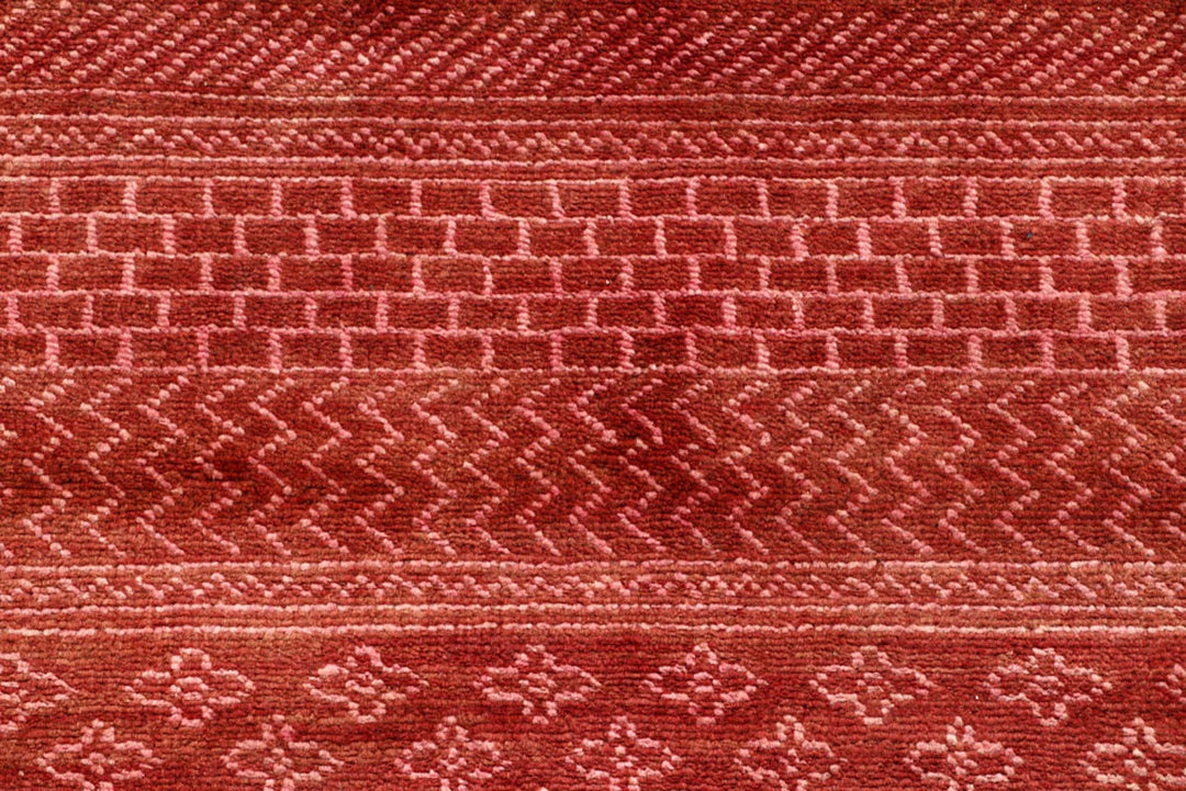 Red Pakistani Gabbeh Rug 3' x 4'11" Hand-Knotted | No. QA40264