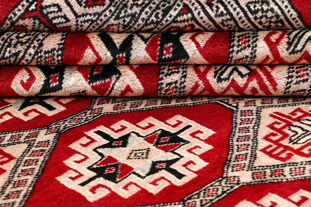 Red Pakistani Jaldar Rug 5' 1" x 8' 2" Hand-Knotted | No. QA40920