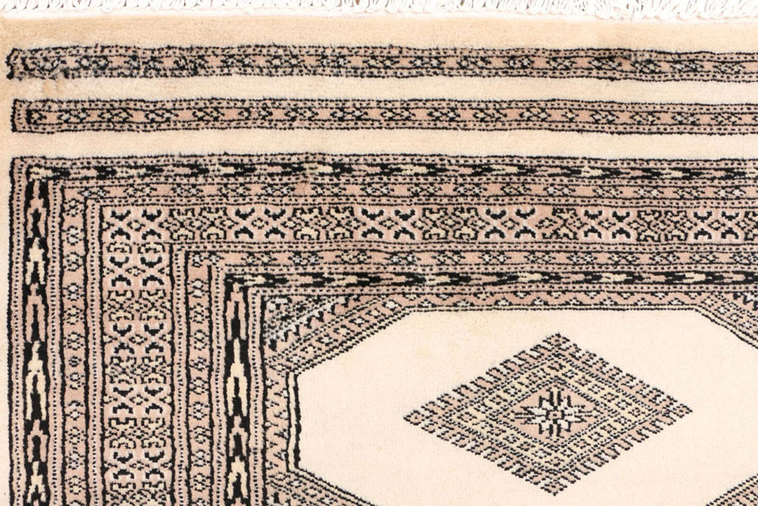 Brown Pakistani Jaldar Rug 3' 1" x 5' 9" Hand-Knotted | No. QA40964