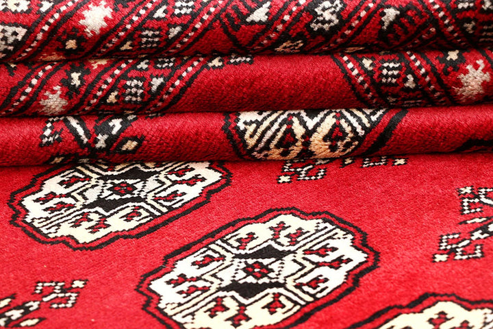Red Pakistani Bokhara Rug 4' x 7'7" Hand-Knotted | No. QA41406