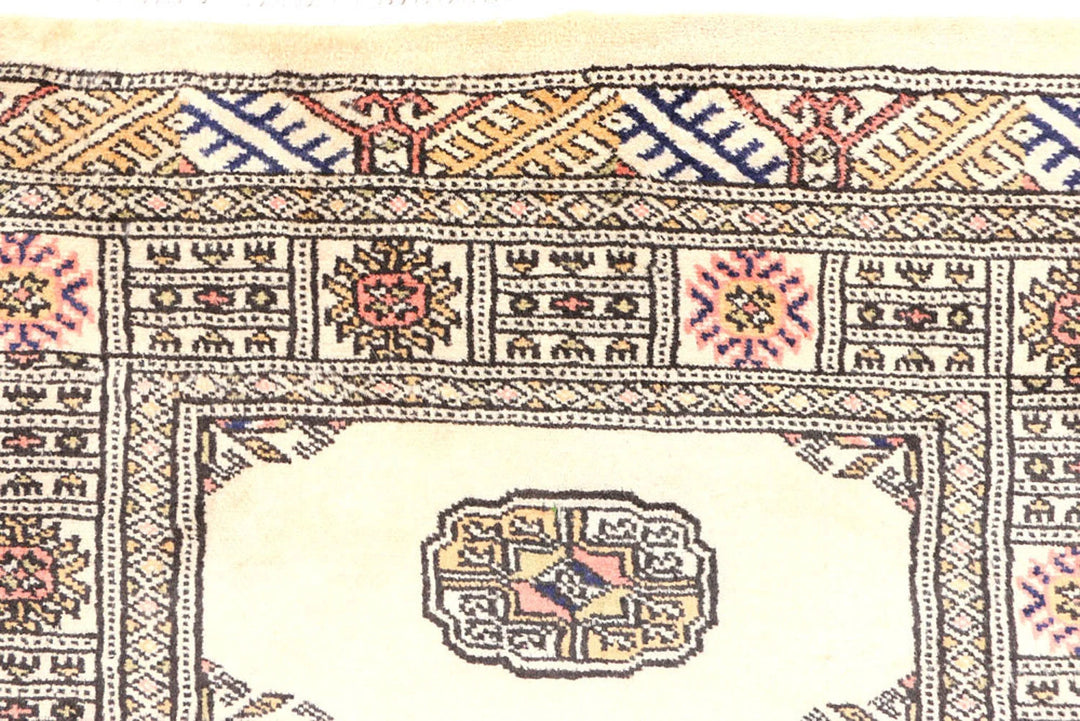 Antique White Pakistani Bokhara Rug 2' 6" x 8' 10" Hand-Knotted | No. QA41499