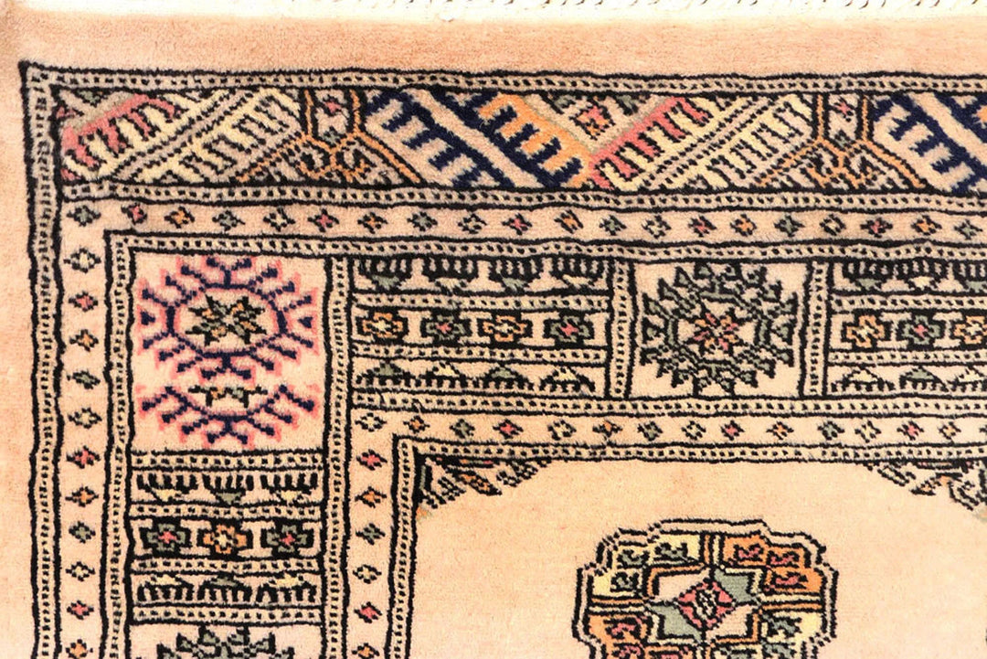 Navajo White Pakistani Bokhara Runner 2' 7" x 10' Hand-Knotted | No. QA44160