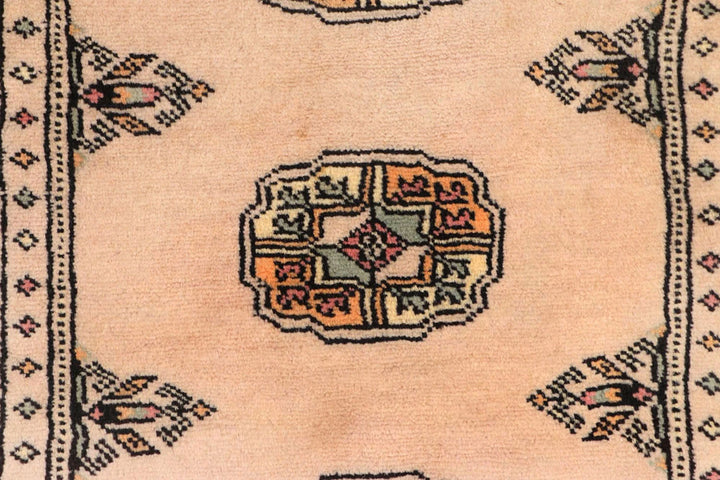 Navajo White Pakistani Bokhara Runner 2' 7" x 10' Hand-Knotted | No. QA44160