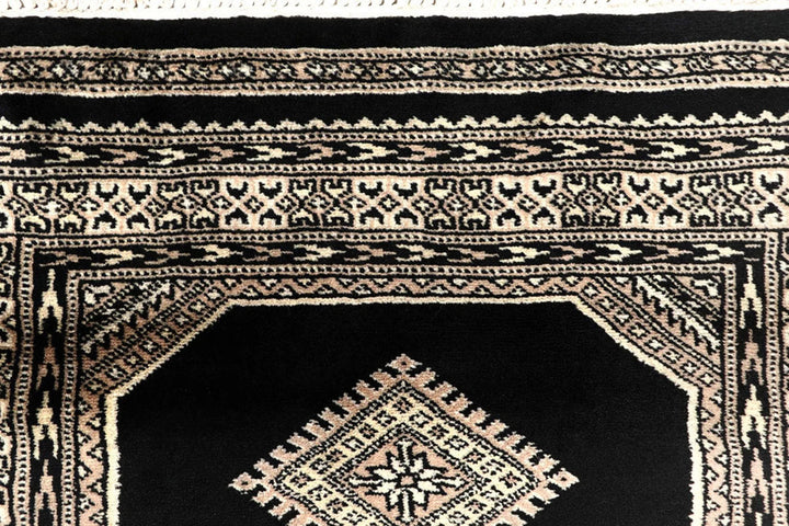 Grey Pakistani Jaldar Rug 2' 7" x 10' 4" Hand-Knotted | No. QA44917