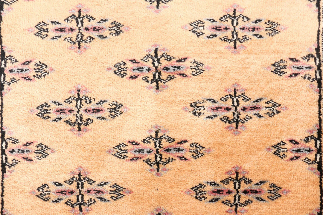 Yellow Pakistani Butterfly Rug 2' 9" x 6' 3" Hand-Knotted | No. QA46205