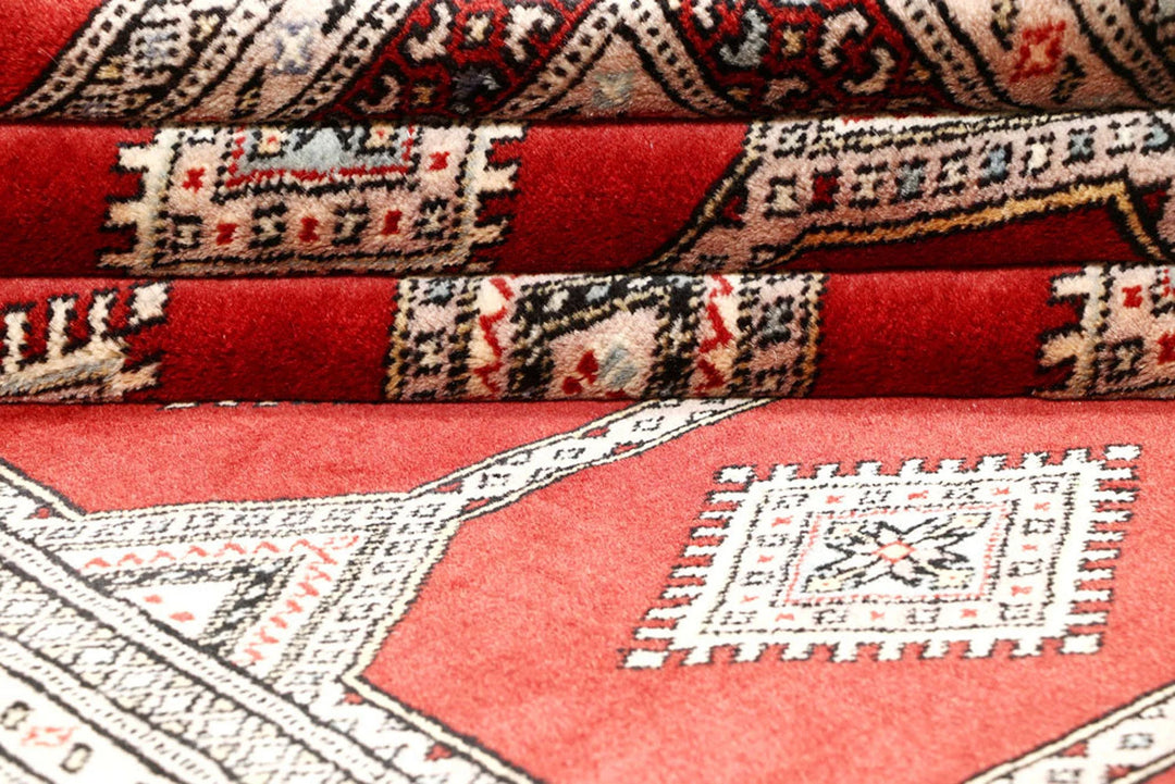 Red Jaldar Rug 4' 8" x 6' 10" Hand-Knotted | No. QA46307
