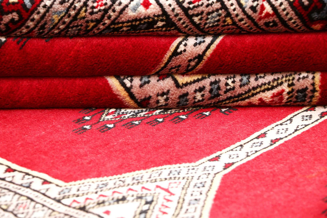 Firebrick Red Pakistani Jaldar Rug 4' 7" x 7' 1" Hand-Knotted | No. QA47755