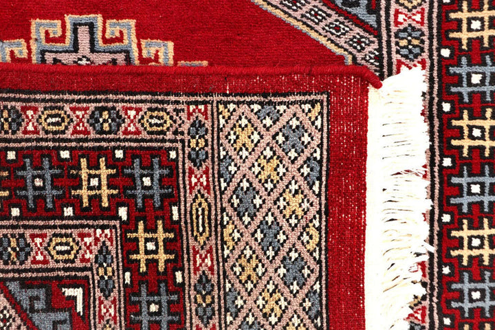 Red Pakistani Jaldar Rug 2' 6" x 9' 9" Hand-Knotted | No. QA48310