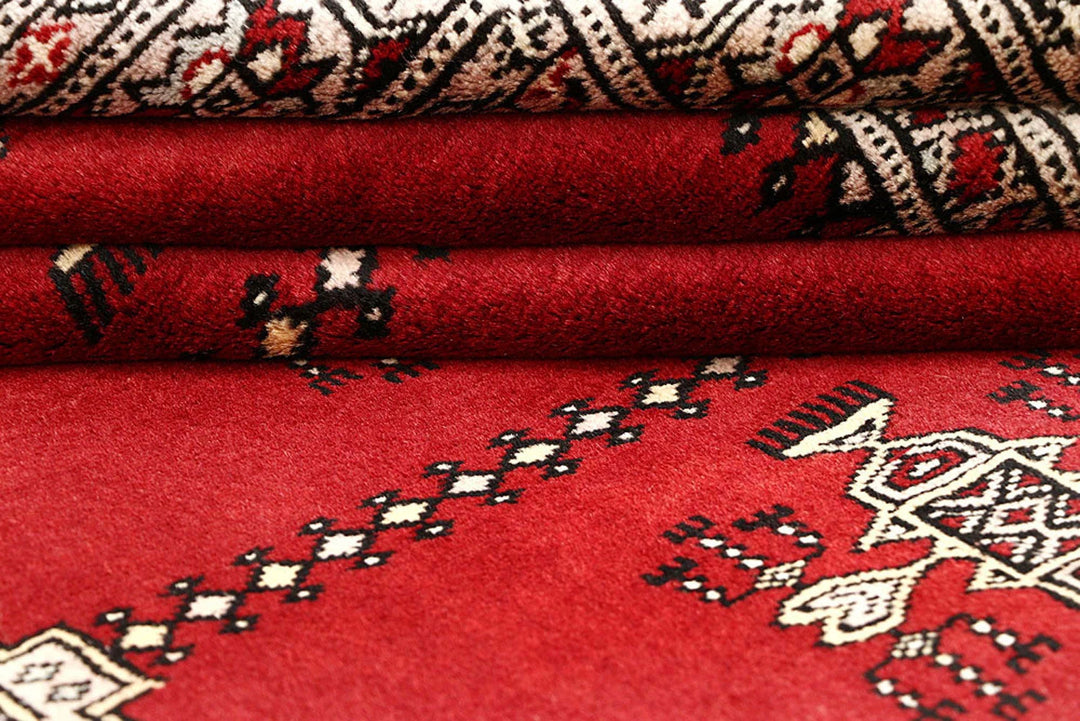 Red Pakistani Jaldar Rug 4' x 7'1" Hand-Knotted | No. QA48498