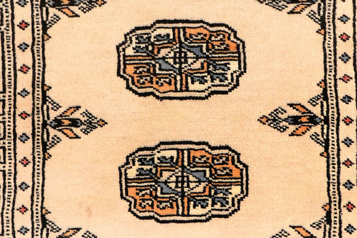 Bisque Pakistani Bokhara Runner 2' 6" x 9' 3" Hand-Knotted | No. QA60917
