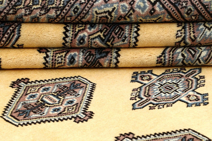 Yellow Pakistani Jaldar Rug 5' 1" x 7' 10" Hand-Knotted | No. QA60977