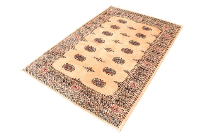 Navajo White Pakistani Bokhara Rug 4' 2" x 6' 1" Hand-Knotted | No. QA62610