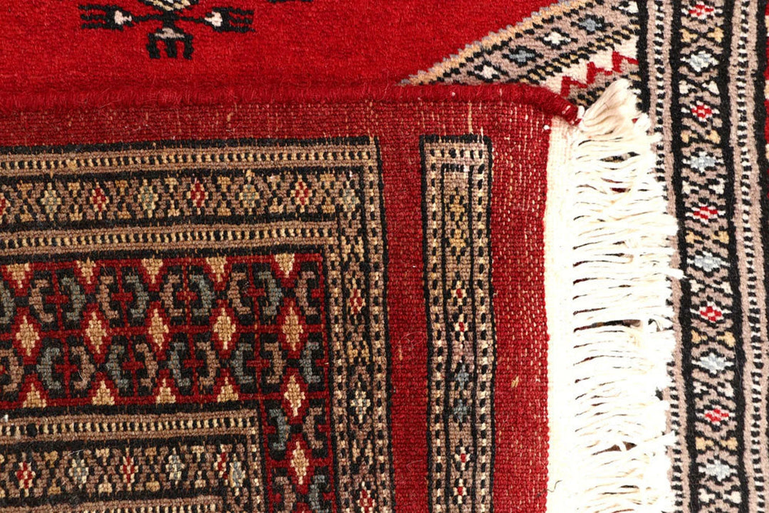 Red Pakistani Jaldar Rug 2' 5" x 9' 5" Hand-Knotted | No. QA62923