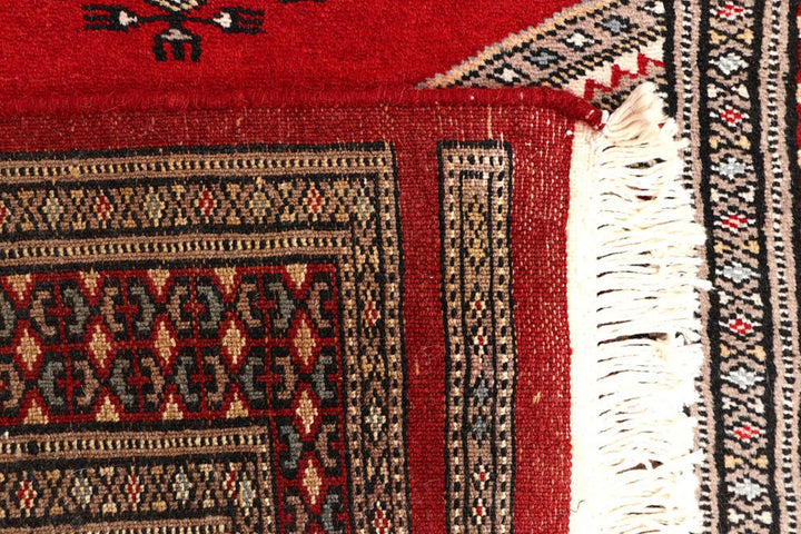 Red Pakistani Jaldar Rug 2' 5" x 9' 5" Hand-Knotted | No. QA62923