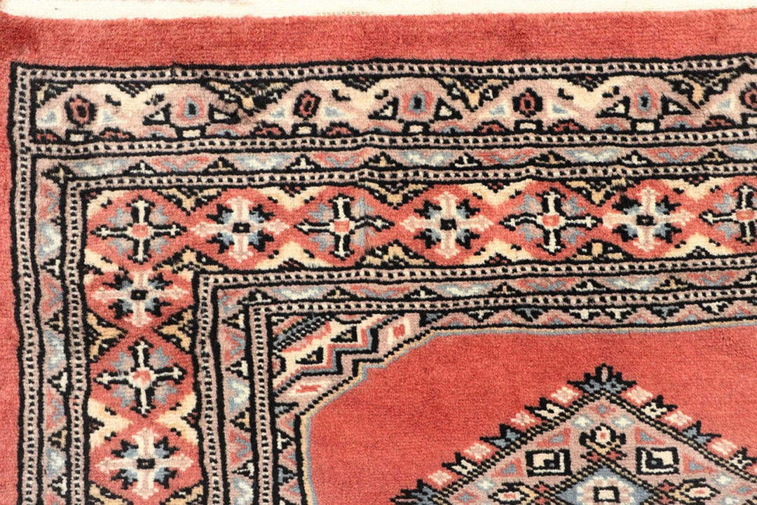 Light Salmon Pakistani Jaldar Rug 2' 6" x 9' 11" Hand-Knotted | No. QA67570