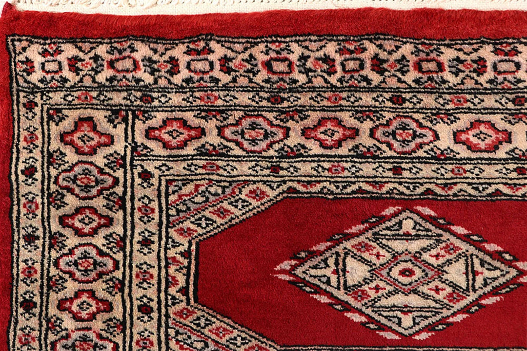 Red Pakistani Jaldar Rug 2' 7" x 8' 10" Hand-Knotted | No. QA68713