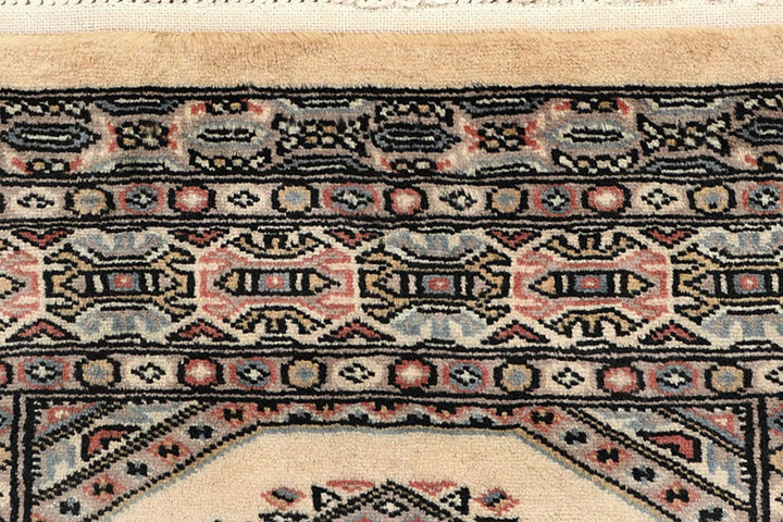 Antique White Pakistani Jaldar Runner 2' 4" x 8' 6" Hand-Knotted | No. QA69624