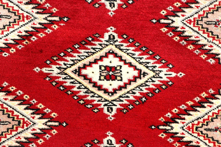 Red Pakistani Jaldar Rug 2' 6" x 9' 9" Hand-Knotted | No. QA71313
