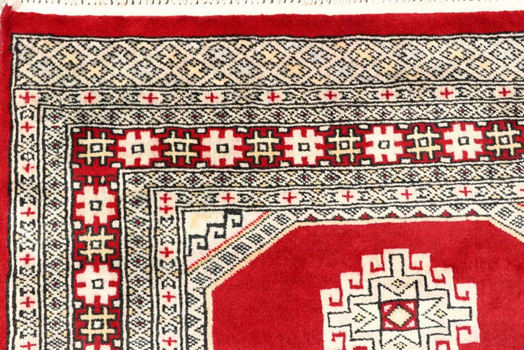 Red Pakistani Jaldar Rug 4' 6" x 6' 7" Hand-Knotted | No. QA71593