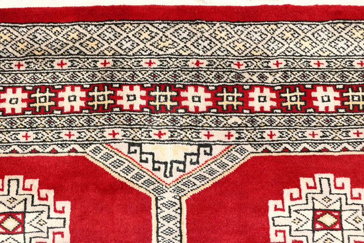 Red Pakistani Jaldar Rug 4' 6" x 6' 7" Hand-Knotted | No. QA71593