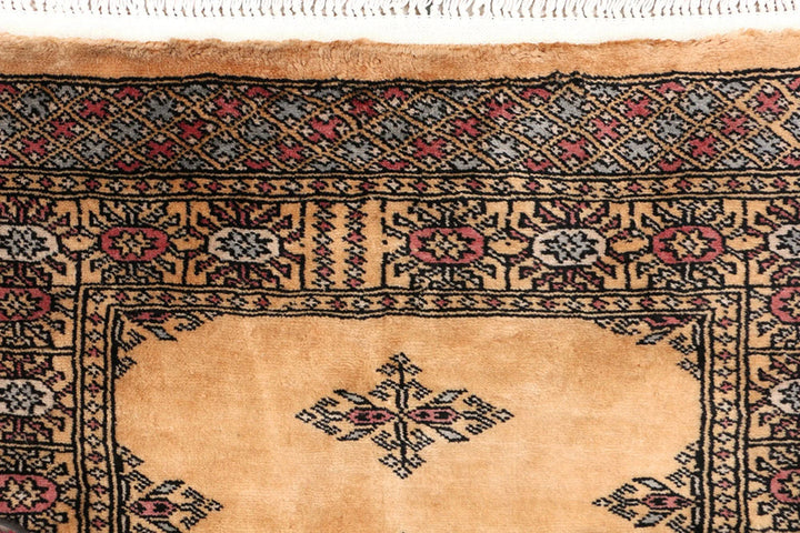 Yellow Pakistani Butterfly Rug 2' 7" x 6' 3" Hand-Knotted | No. QA72389