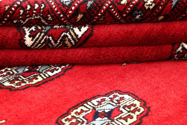 Red Pakistani Bokhara Rug 4' 2" x 6' 9" Hand-Knotted | No. QA73256