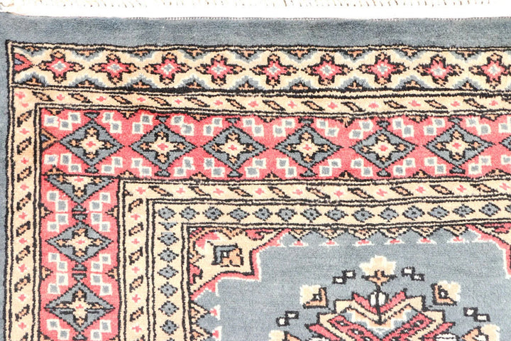 Light Slate Grey Pakistani Jaldar Rug 2' 5" x 8' 8" Hand-Knotted | No. QA77319