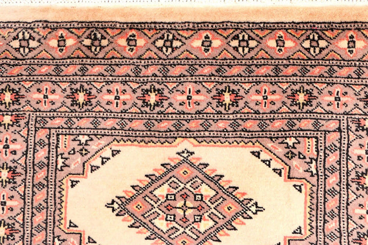 Antique White Pakistani Jaldar Rug 2' 7" x 8' 10" Hand-Knotted | No. QA78543