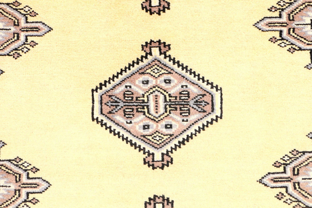 Pale Goldenrod Pakistani Jaldar Rug 3' x 5'2" Hand-Knotted | No. QA81590