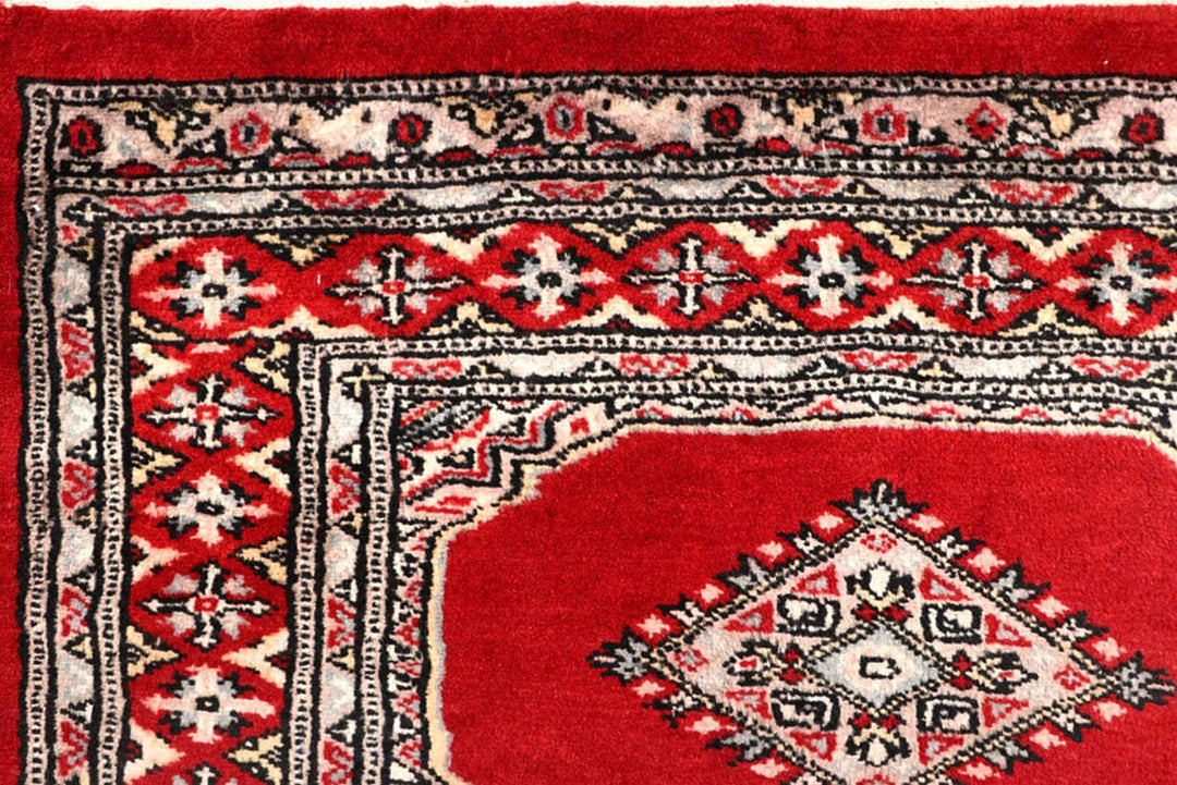 Red Pakistani Jaldar Rug 2' 7" x 9' 10" Hand-Knotted | No. QA81811