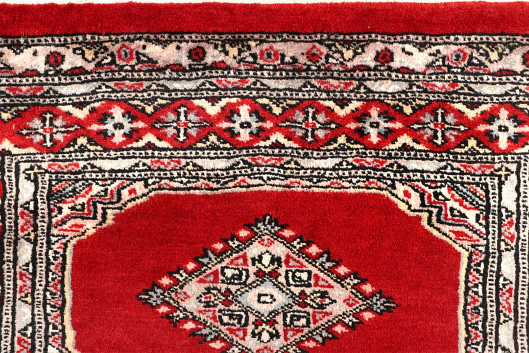 Red Pakistani Jaldar Rug 2' 7" x 9' 10" Hand-Knotted | No. QA81811