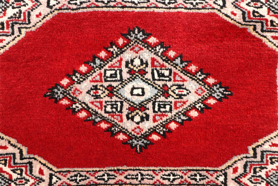 Red Pakistani Jaldar Rug 2' 7" x 9' 10" Hand-Knotted | No. QA81811