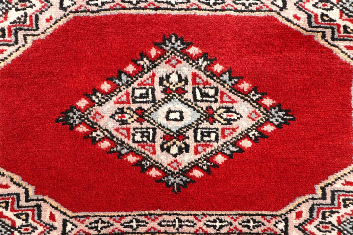 Red Pakistani Jaldar Rug 2' 7" x 9' 10" Hand-Knotted | No. QA81811