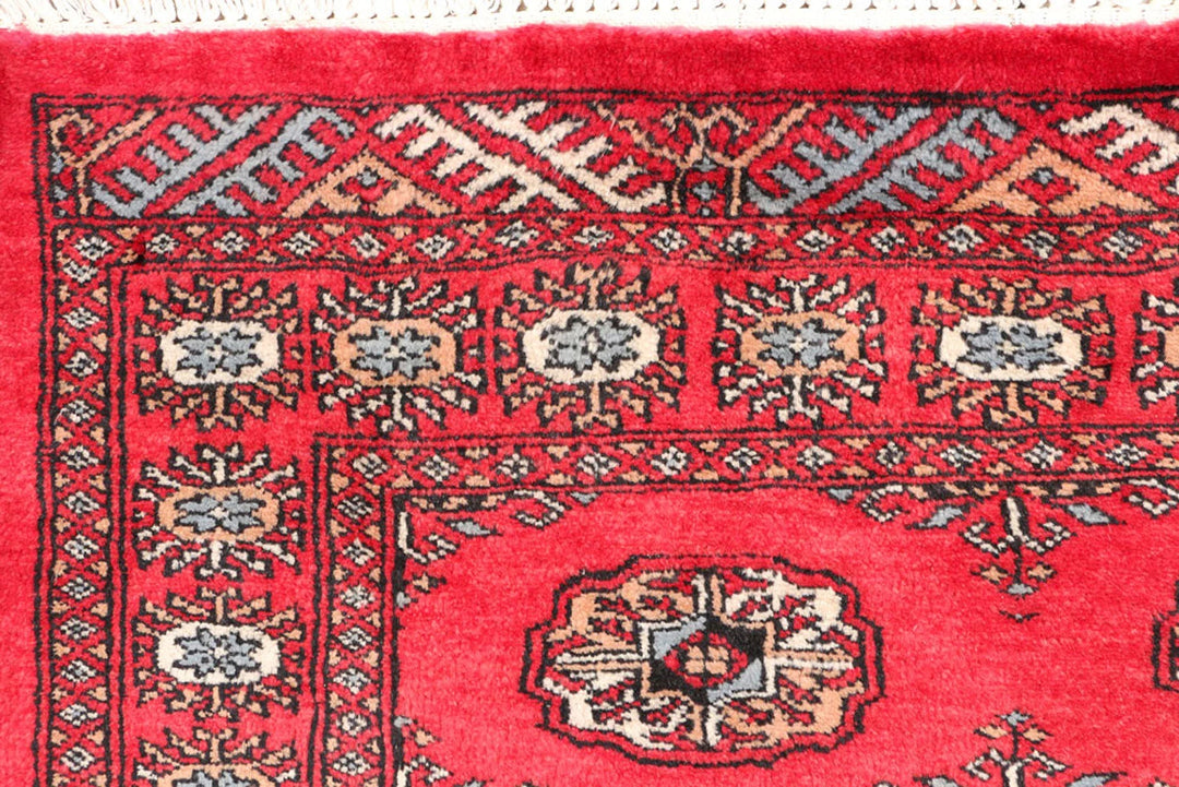 Dark Red Pakistani Bokhara Rug 3' 1" x 5' 1" Hand-Knotted | No. QA81938