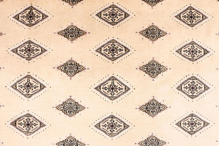 Bisque Pakistani Jaldar Rug 6' 7" x 10' Hand-Knotted | No. QA83909