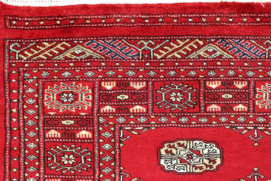 Red Pakistani Bokhara Rug 4' x 6' Hand-Knotted | No. QA88840