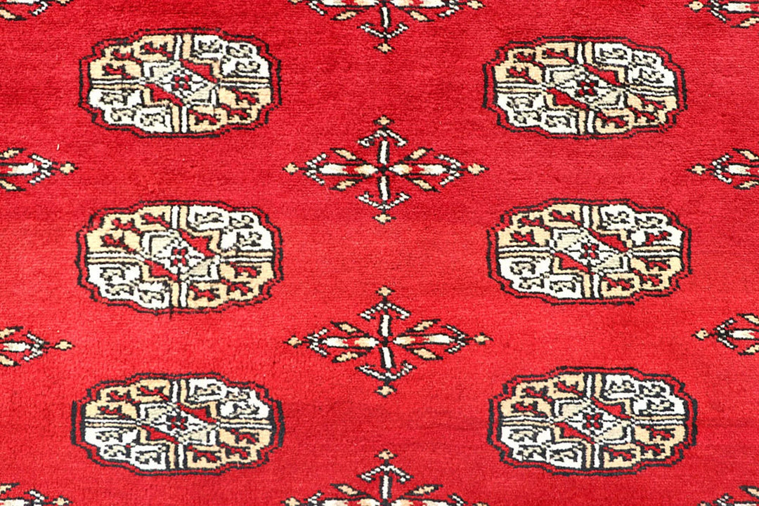 Red Pakistani Bokhara Rug 4' x 6' Hand-Knotted | No. QA88840